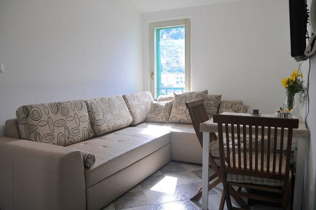Apartment Stomorska Εξωτερικό φωτογραφία