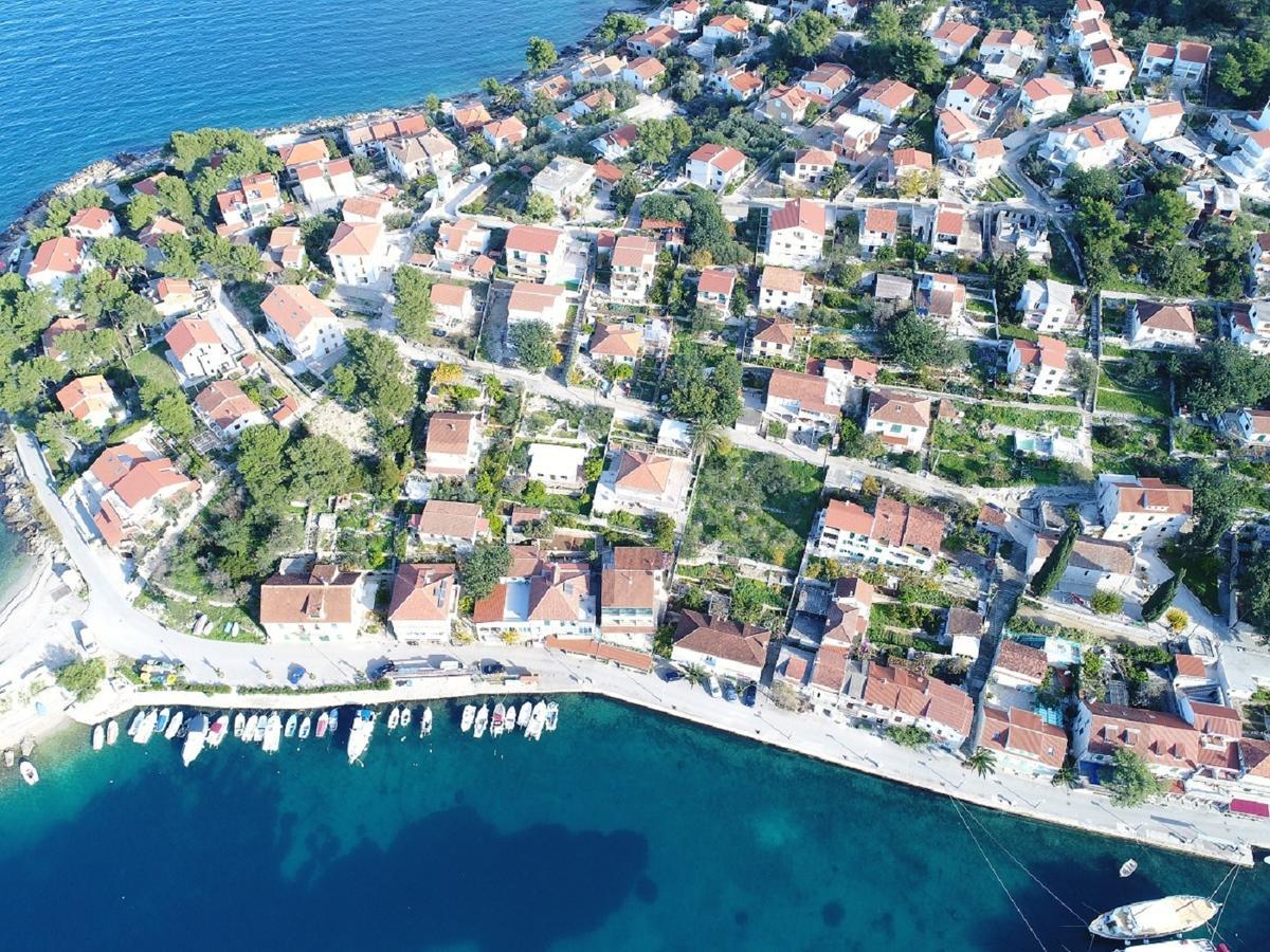 Apartment Stomorska Εξωτερικό φωτογραφία