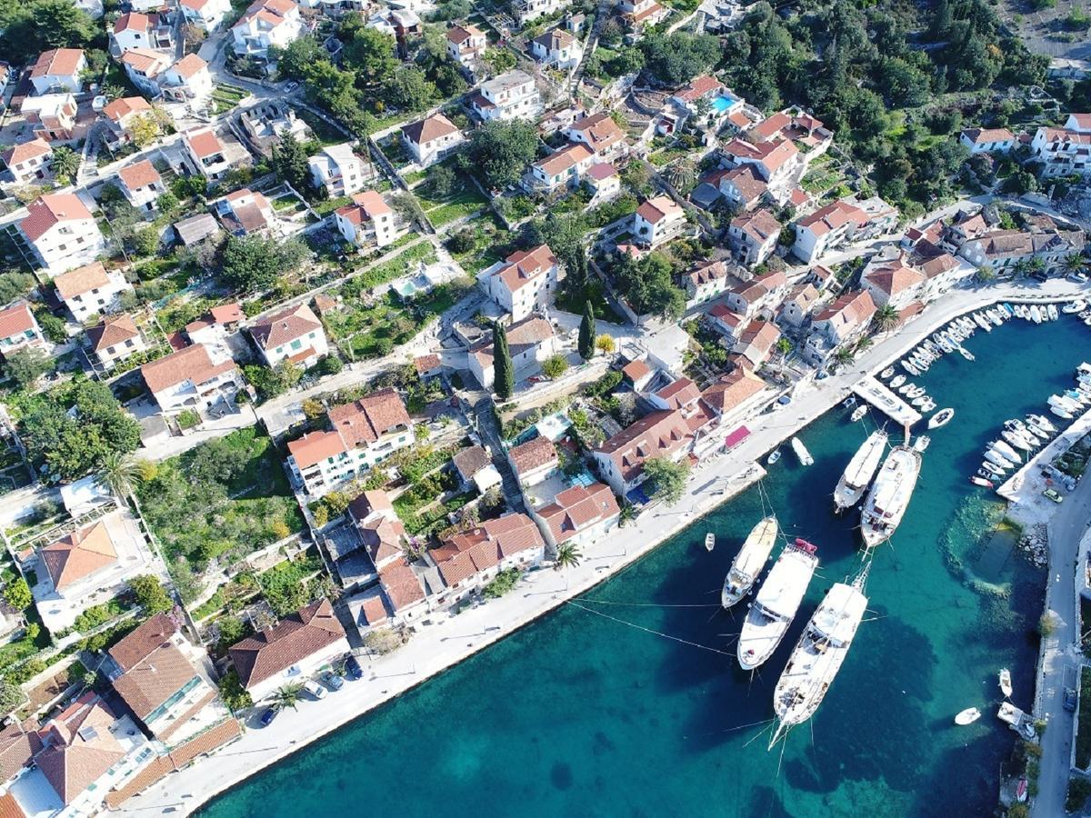 Apartment Stomorska Εξωτερικό φωτογραφία